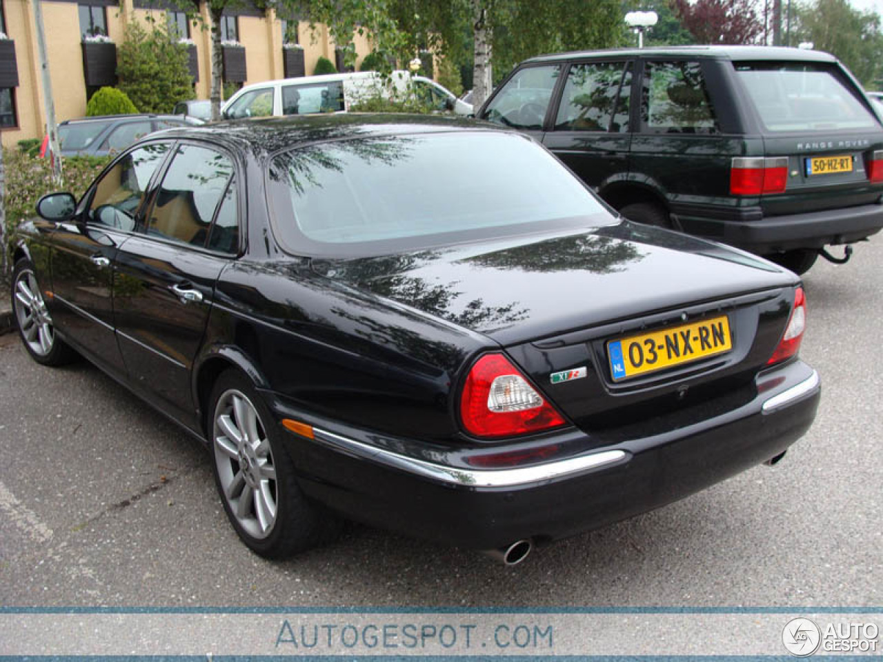 Jaguar XJR