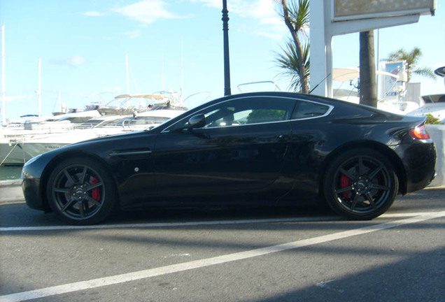 Aston Martin V8 Vantage