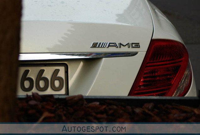 Mercedes-Benz CL 63 AMG C216