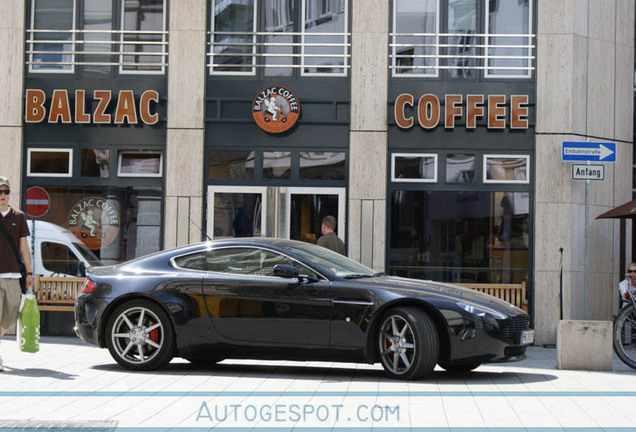 Aston Martin V8 Vantage