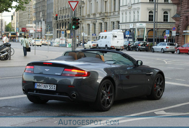 Aston Martin V8 Vantage Roadster