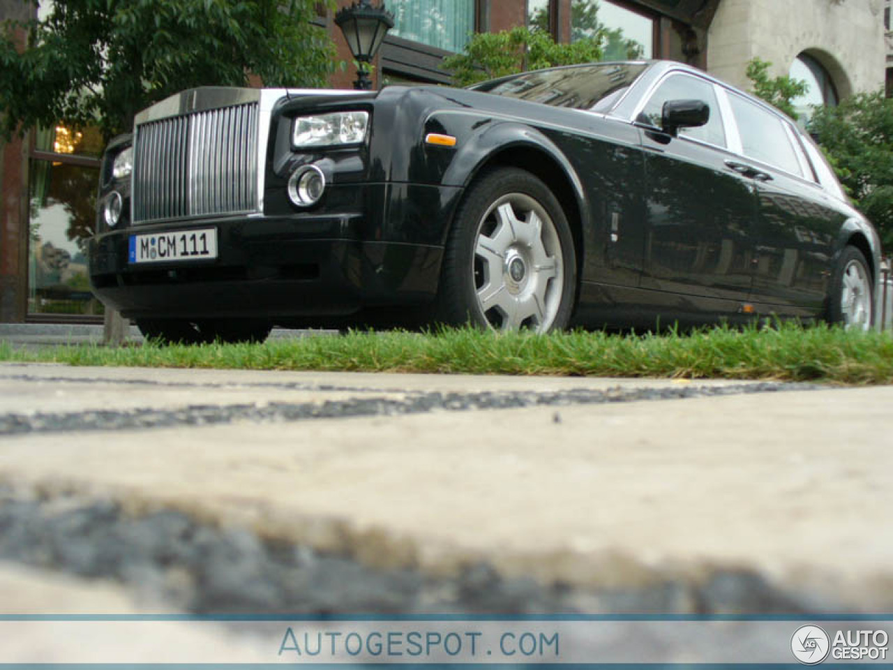 Rolls-Royce Phantom EWB