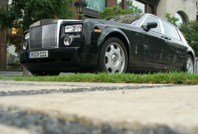 Rolls-Royce Phantom EWB