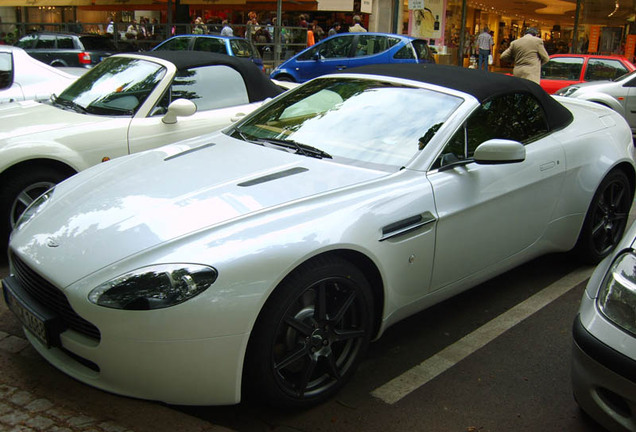 Aston Martin V8 Vantage Roadster