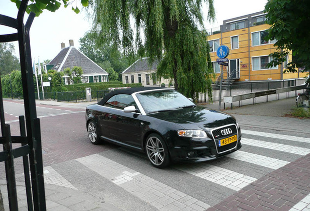 Audi RS4 Cabriolet