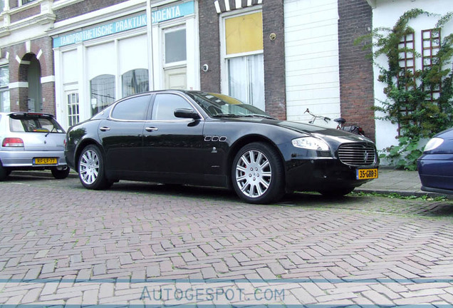 Maserati Quattroporte