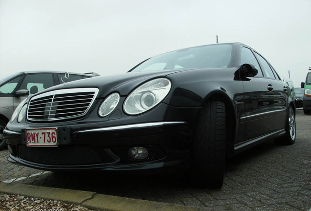 Mercedes-Benz E 55 AMG