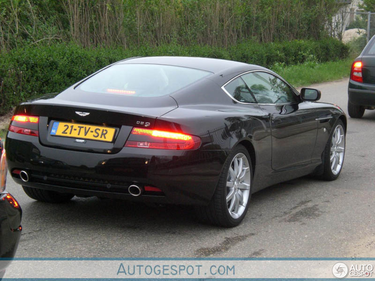 Aston Martin DB9