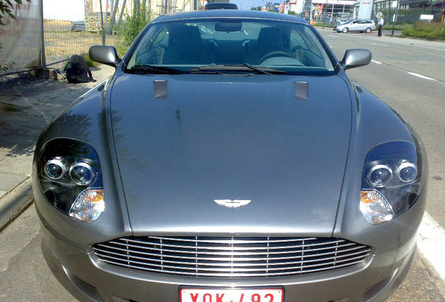 Aston Martin DB9