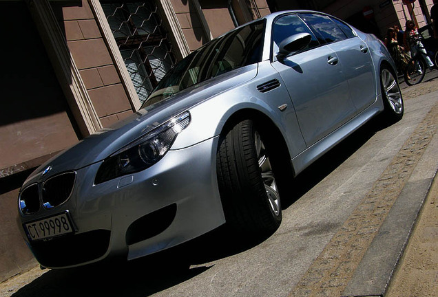 BMW M5 E60 2005