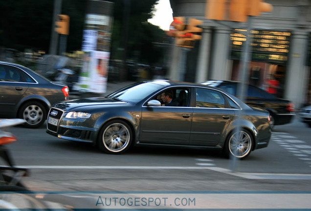 Audi RS4 Sedan