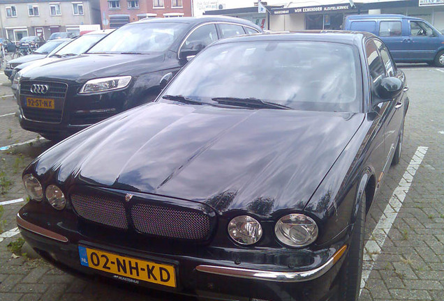 Jaguar XJR