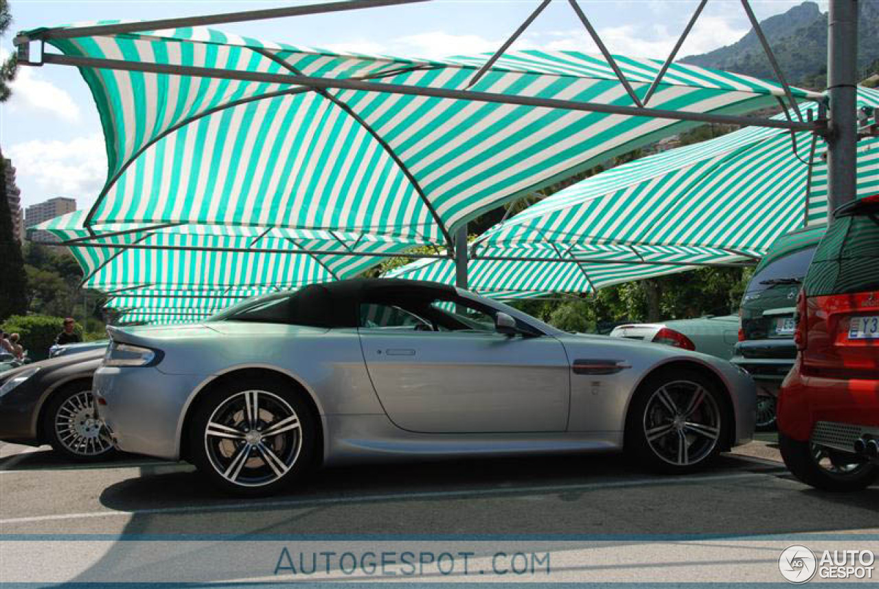 Aston Martin V8 Vantage N400 Roadster