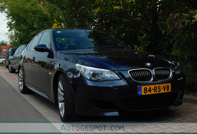 BMW M5 E60 2005