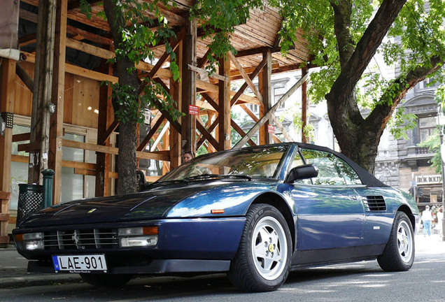 Ferrari Mondial T Cabriolet