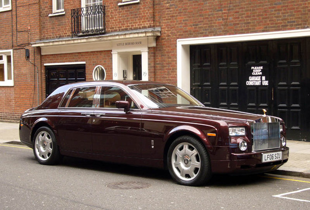 Rolls-Royce Phantom