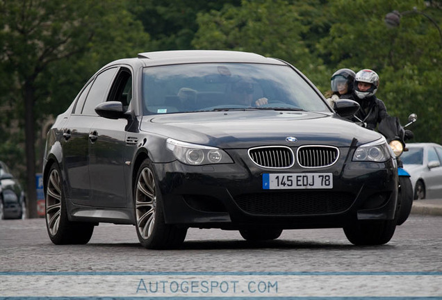 BMW M5 E60 2005