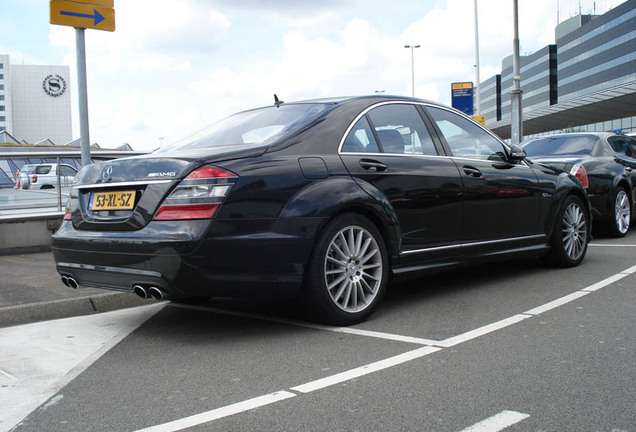 Mercedes-Benz S 63 AMG W221