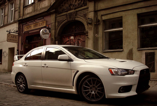 Mitsubishi Lancer Evolution X