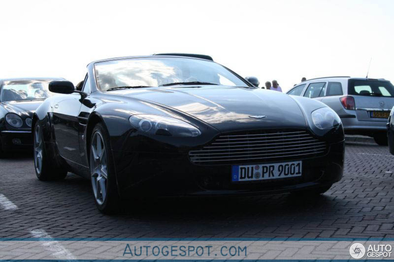 Aston Martin V8 Vantage Roadster