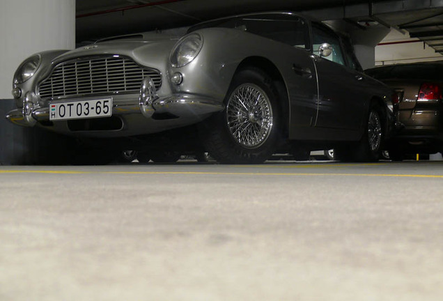 Aston Martin DB5