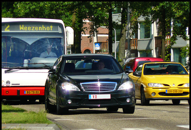 Mercedes-Benz S 63 AMG W221