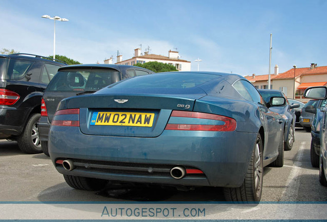 Aston Martin DB9