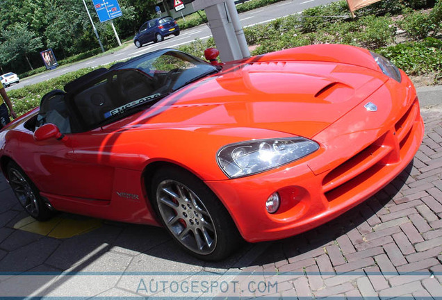 Dodge Viper SRT-10 Roadster 2003