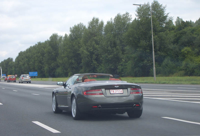 Aston Martin DB9 Volante