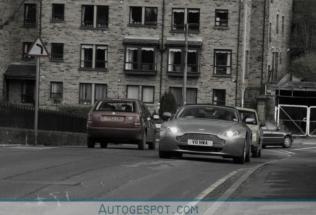 Aston Martin V8 Vantage Roadster