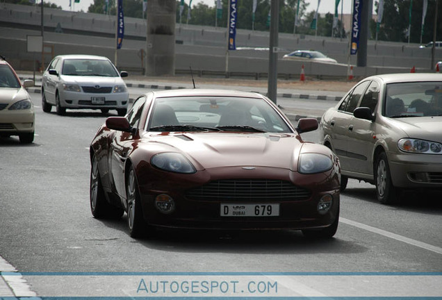 Aston Martin Vanquish S