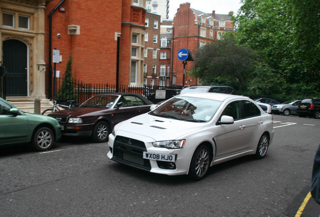 Mitsubishi Lancer Evolution X