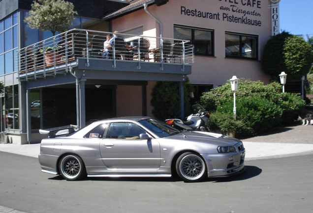 Nissan Skyline R34 GT-R V-Spec