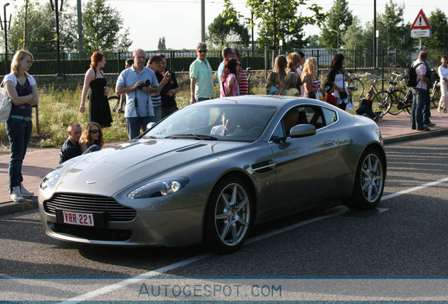 Aston Martin V8 Vantage