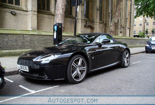 Aston Martin V8 Vantage N400 Roadster