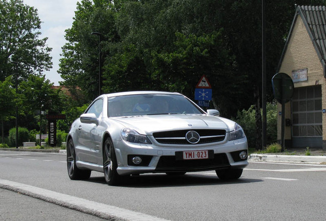 Mercedes-Benz SL 63 AMG