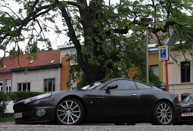 Aston Martin Vanquish S