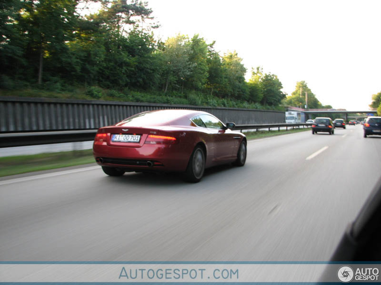 Aston Martin DB9