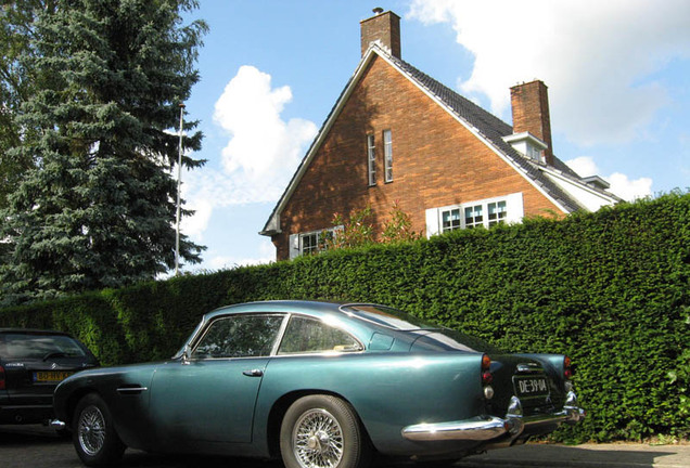 Aston Martin DB4 Vantage