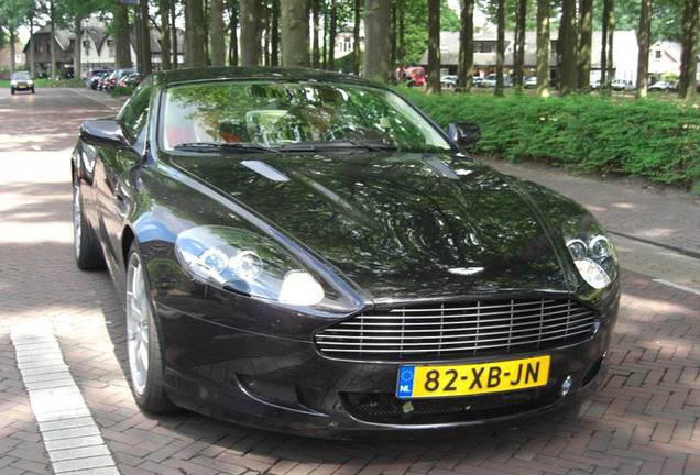 Aston Martin DB9