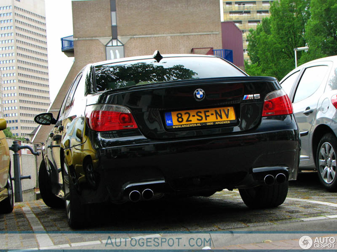 BMW M5 E60 2005