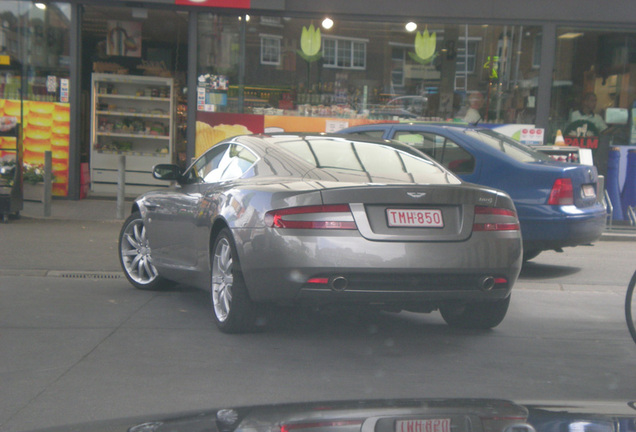 Aston Martin DB9