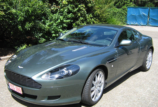 Aston Martin DB9