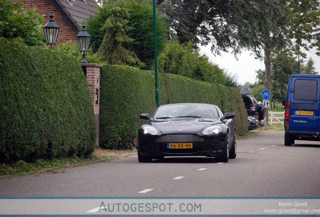 Aston Martin DB9 Volante