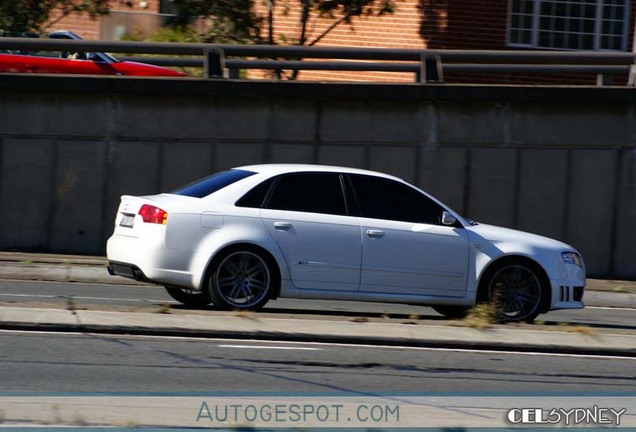 Audi RS4 Sedan