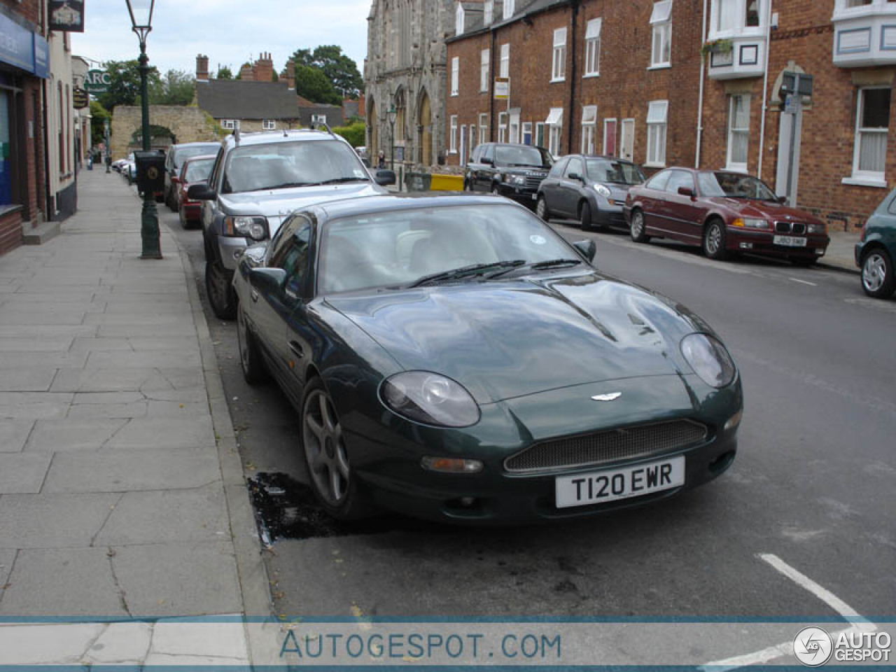 Aston Martin DB7