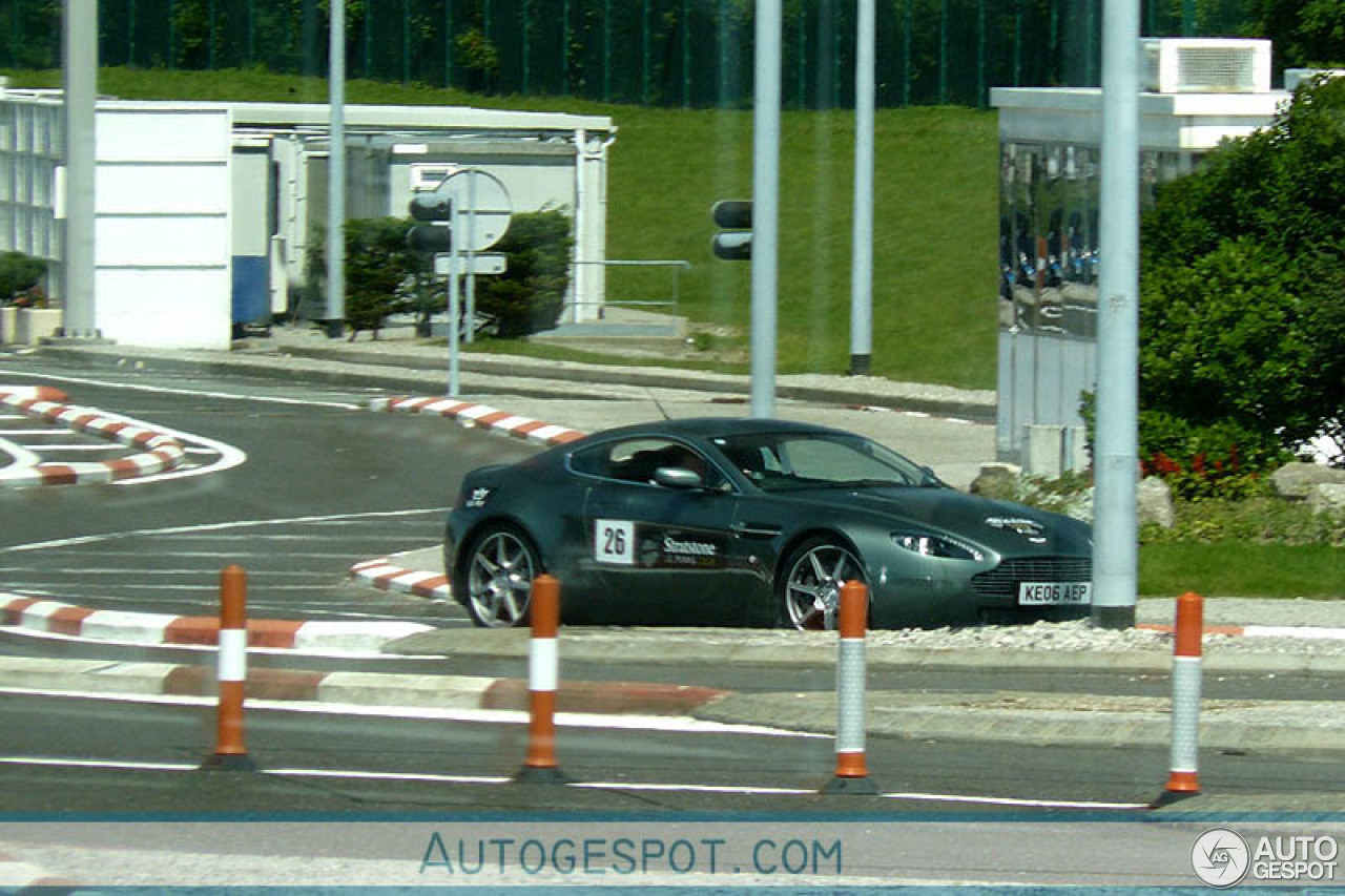 Aston Martin V8 Vantage