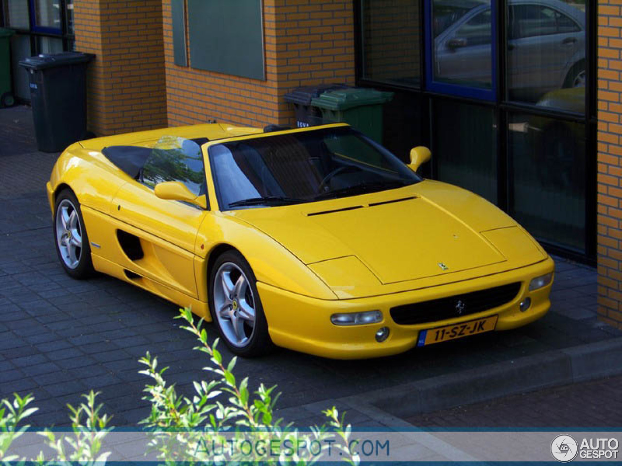 Ferrari F355 Spider