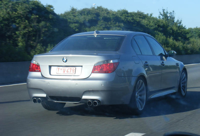 BMW M5 E60 2005