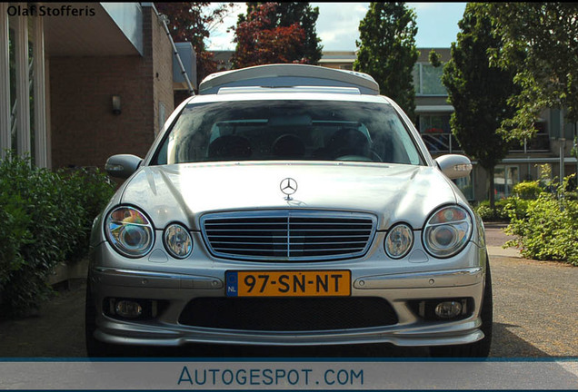 Mercedes-Benz E 55 AMG